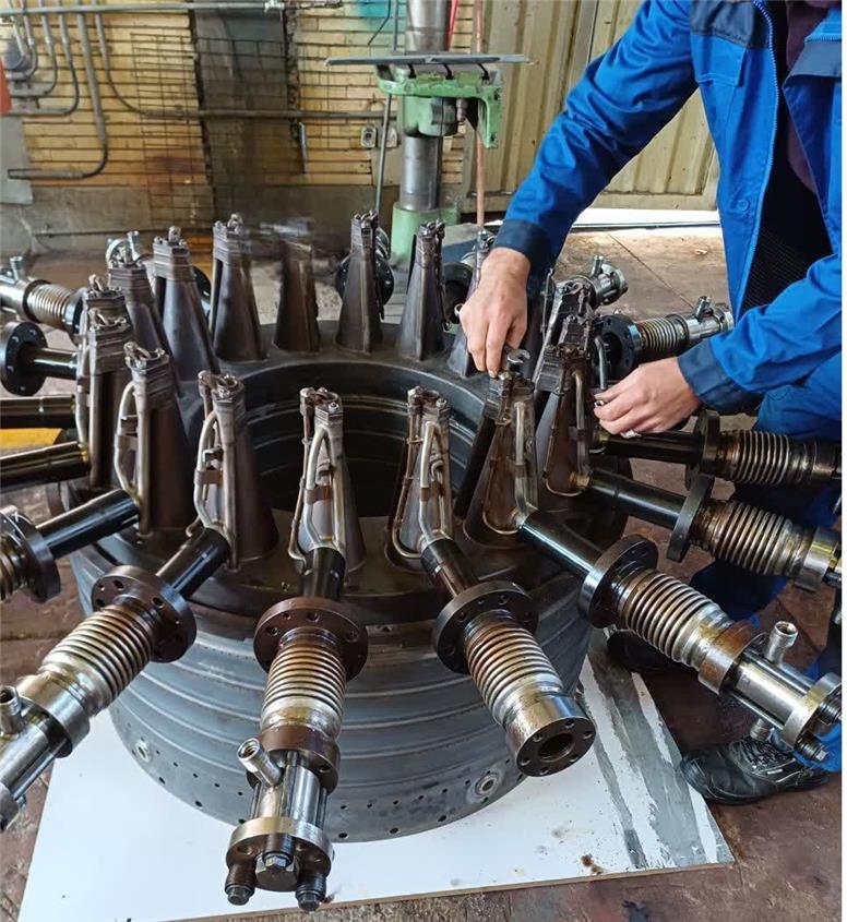 انجام تعمیرات سطح B توربین تأسیسات تقویت فشار دهق با صرف ۴۰۰ نفرساعت