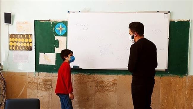 حداقل حقوق معلمان به ۷.۳ میلیون تومان می‌رسد