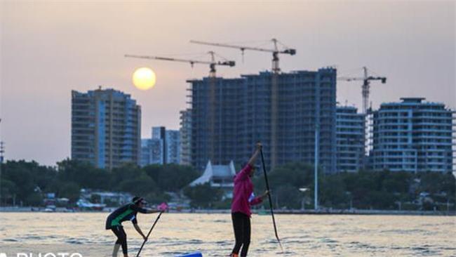 گرانی  و رقابت تور کیش با استانبول