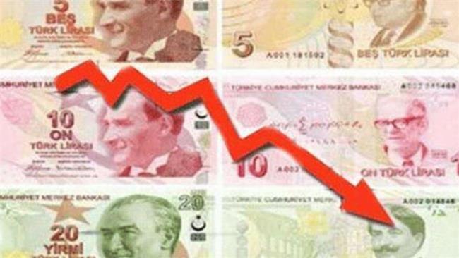 سقوط دوباره لیر