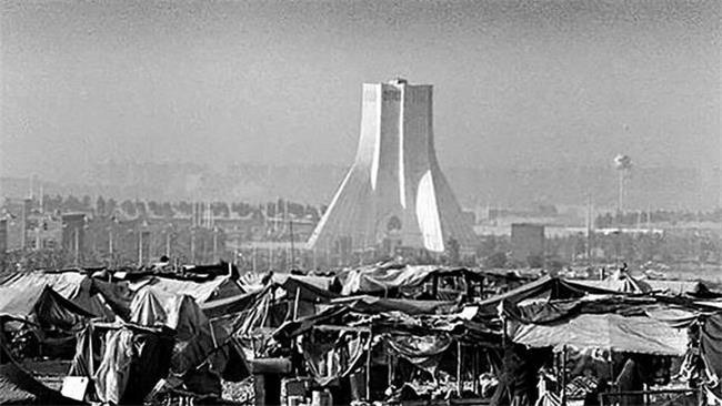 روزی روزگاری زاغه‌نشینی در اطراف میدان آزادی