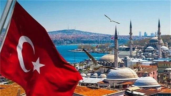 سقوط آزاد لیر ترکیه