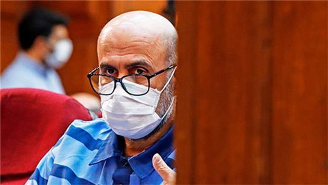 اکبر طبری 8  اتهام دارد