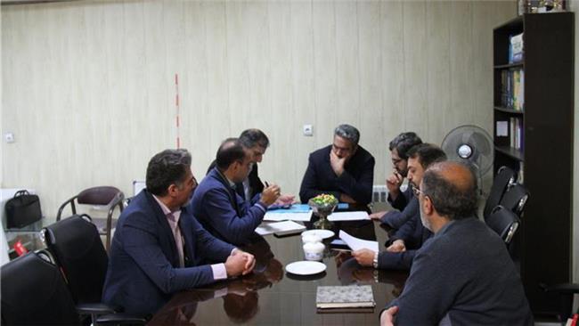 بازدید مدیر درمان اصفهان و نماینده مجلس از پلی‌کلینیک شهید ملکوتی