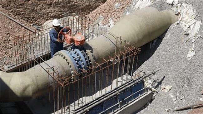 پالایشگاه اصفهان نخستین صنعتی که برداشت آب از زاینده‌رود را قطع کرد