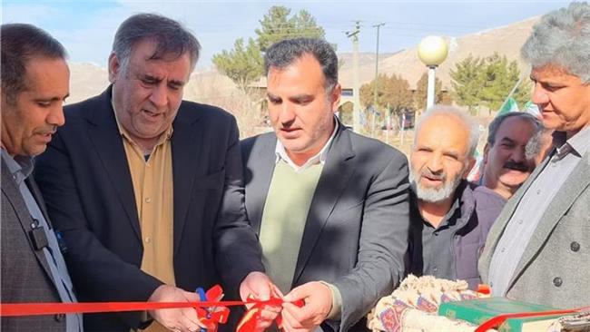 ۲۱ طرح دهه فجر در بخش قمصر کاشان افتتاح و کلنگ‌زنی شد