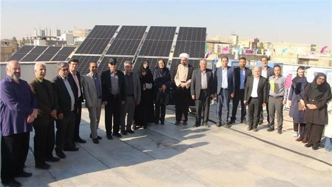 افتتاح نیروگاه خورشیدی ۱۵ کیلوواتی درشهرستان برخوار