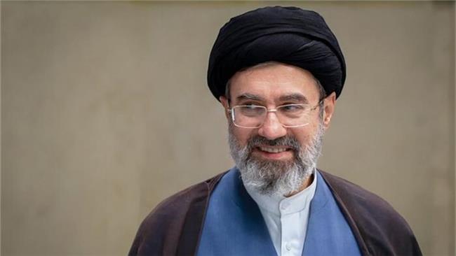 هر کار تفرقه انگیزی از هر فردی با هر جایگاهی در جهت مقصود دشمن است