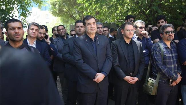 حضور وزیر در مراسم تشییع عکاس جانباخته در پیست اتومبیلرانی