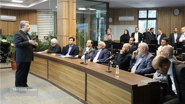 بازدید سرزده رئیس جمهور از مرکز ملی پایش و کنترل مصرف برق شهیده ندا رفیعی پارسا