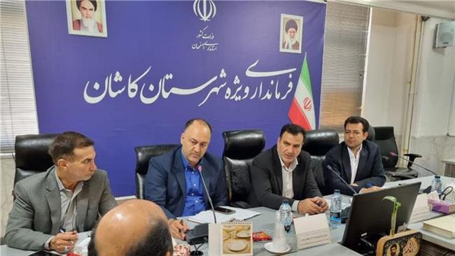برگزاری جلسه بازآفرینی شهری کاشان؛ بررسی طرح کلید به کلید و بسته‌های تشویقی