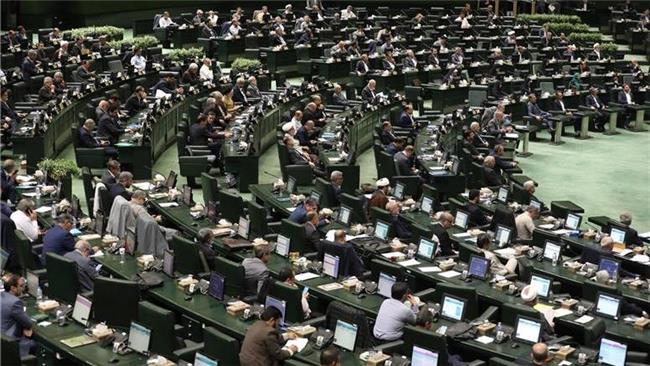 ساعات کار دستگاه‌های اجرایی ۴۴ ساعت در هفته تعیین شد