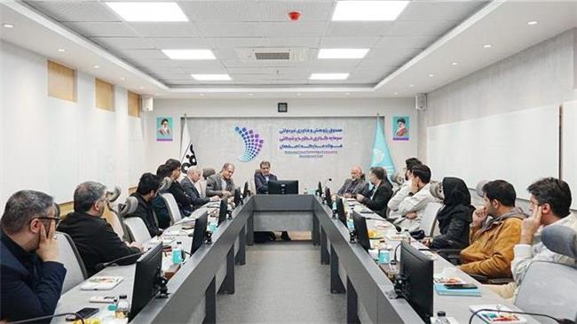 بررسی فرصت های همکاری مشترک در زمینه توسعه سیستم‌های هوش مصنوعی و صنعت نسل ۴