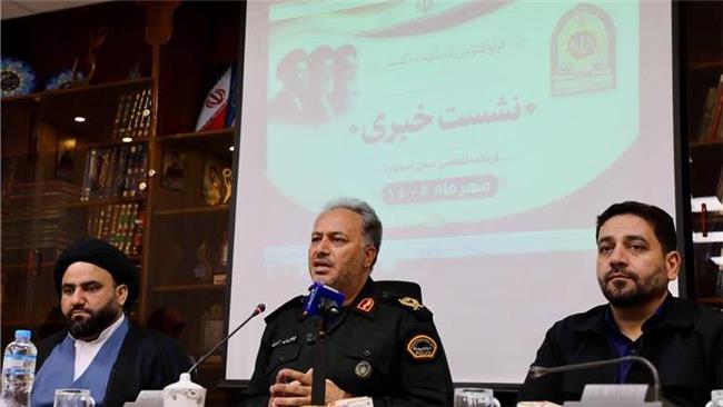 پلیس باید قوی، مقتدر، امین، هوشمند، سالم، سریع و مهربان باشد/ افزایش ۱۴ درصدی کشفیات سرقت در اصفهان