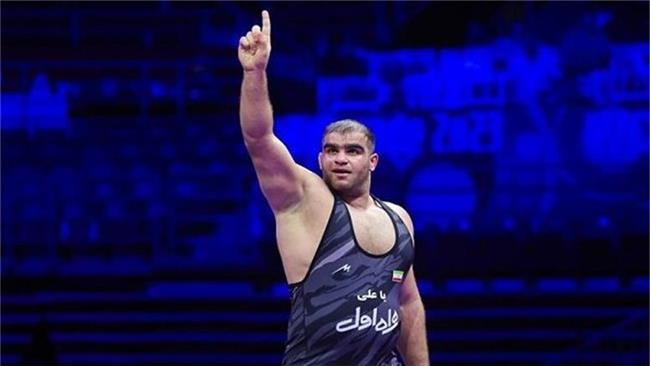 امین میرزازاده فینالیست شد