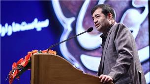 دنیامالی: خیال رئیس جمهور از ورزش جمع است/فدراسیون ها را به اهلش بسپاریم