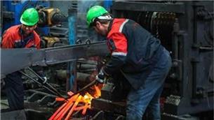 بی‌تعهدی صنایع انرژی‌بر در ساخت نیروگاه؛ عامل تشدید ناترازی برق