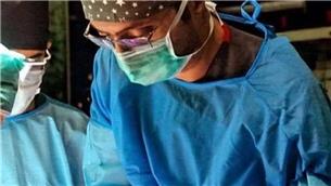 جراحی ۸ ساعته ستون فقرات برای نجات جان دختر ۲۰ ساله در بیمارستان دکتر غرضی اصفهان