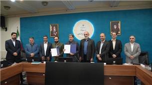 امضای تفاهم‌نامه همکاری میان استانداری اصفهان و هلدینگ مهام شرق در مسیر توسعه زیرساخت‌های آب و برق استان