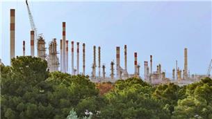 پالایشگاه اصفهان رکورددار عرضه وکیوم‌ باتوم؛ نیمی از بازار کشور در اختیار این شرکت است