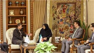 نشست استاندار اصفهان با رئیس سازمان حفظ نباتات و مدیرعامل شرکت بهاران