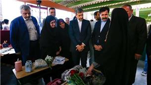 بازدید معاون رئیس‌جمهور و استاندار اصفهان از اردوی کشوری دانش‌آموزان عشایر پسر