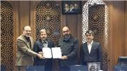 دریافت لوح تقدیر مدیرعامل پالایشگاه اصفهان از استاندار در نشست شورای گفت‌وگوی دولت و بخش خصوصی